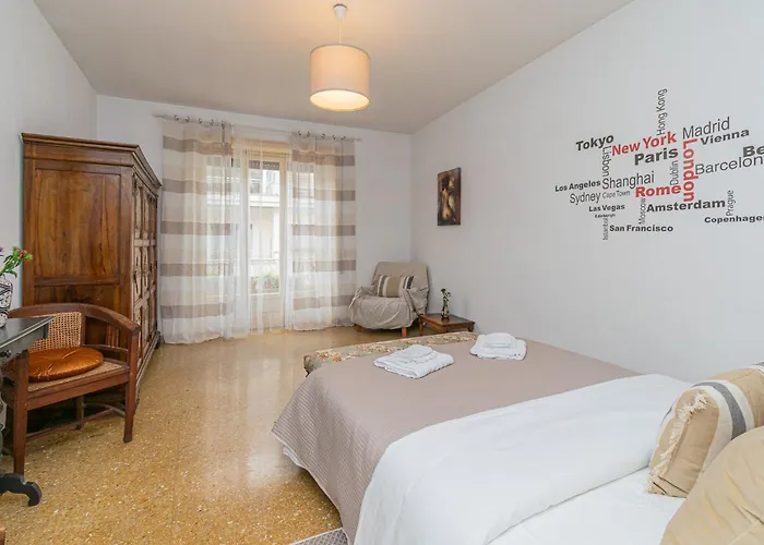 Relax Re Di * Roma